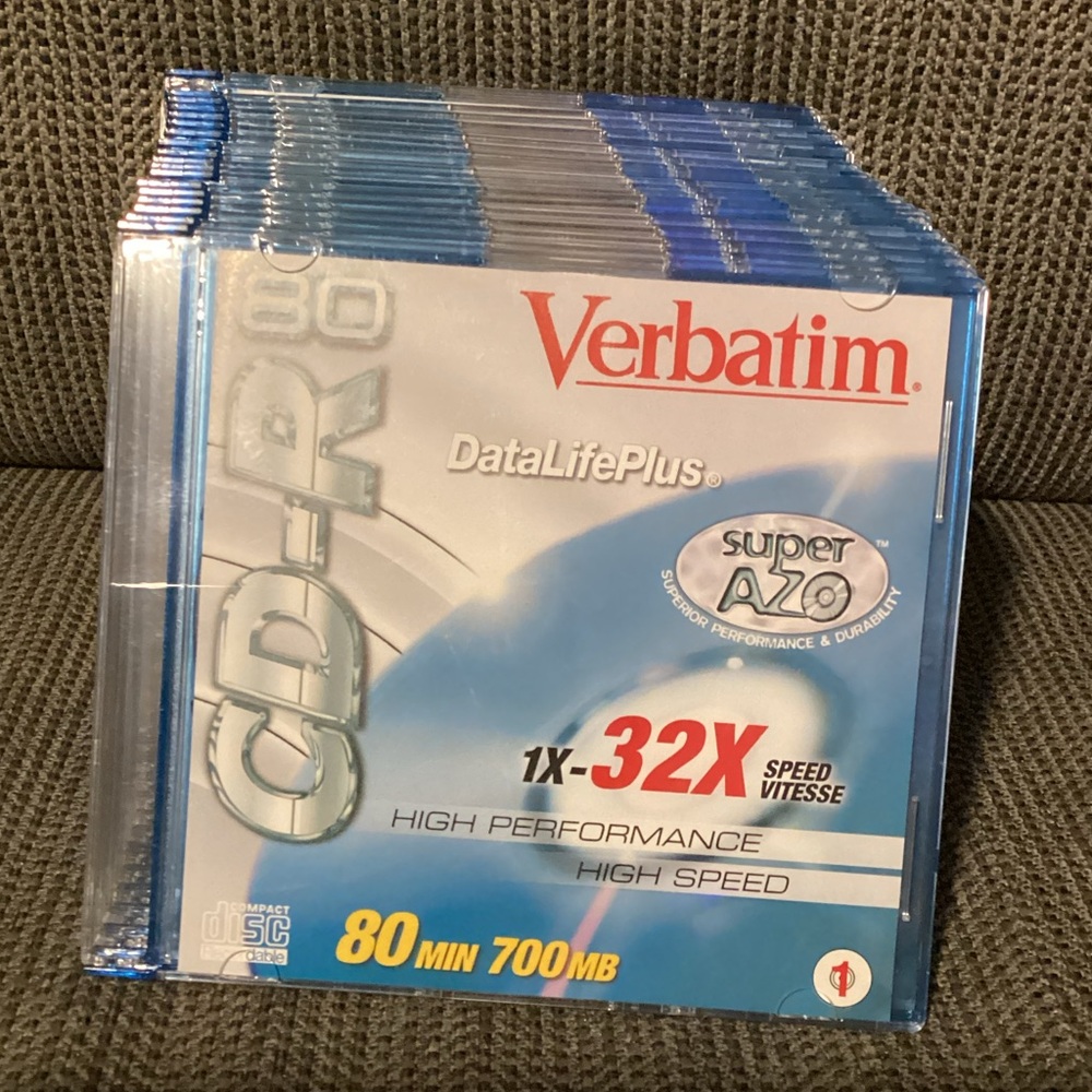 Verbatim Disc 80 minute 700MB DataLifePlus In Cases Blank CD-R 1X-32x lot of 20
